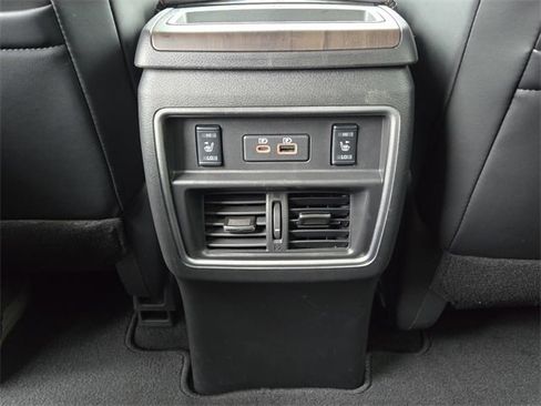 Used 2024 Nissan Murano Platinum w/ Cargo Package image 12