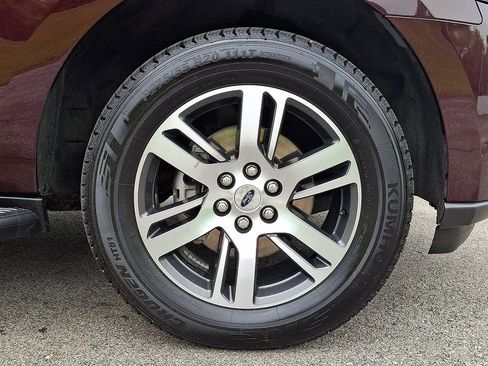 Used 2024 Ford Expedition Limited AWD/4WD image 10