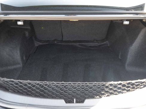 Used 2018 Chevrolet Malibu LS w/ LPO, Convenience Package 2 FWD image 9