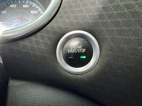Used 2021 Chevrolet Malibu LT FWD image 17