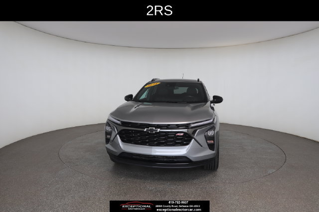 Used 2024 Chevrolet Trax RS w/ Driver Confidence Package FWD image 32