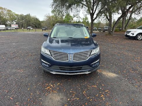 Used 2017 Lincoln MKC Premiere image 8
