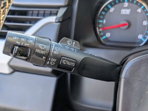 Used 2018 GMC Yukon SLE w/ SLE Value Package image 35