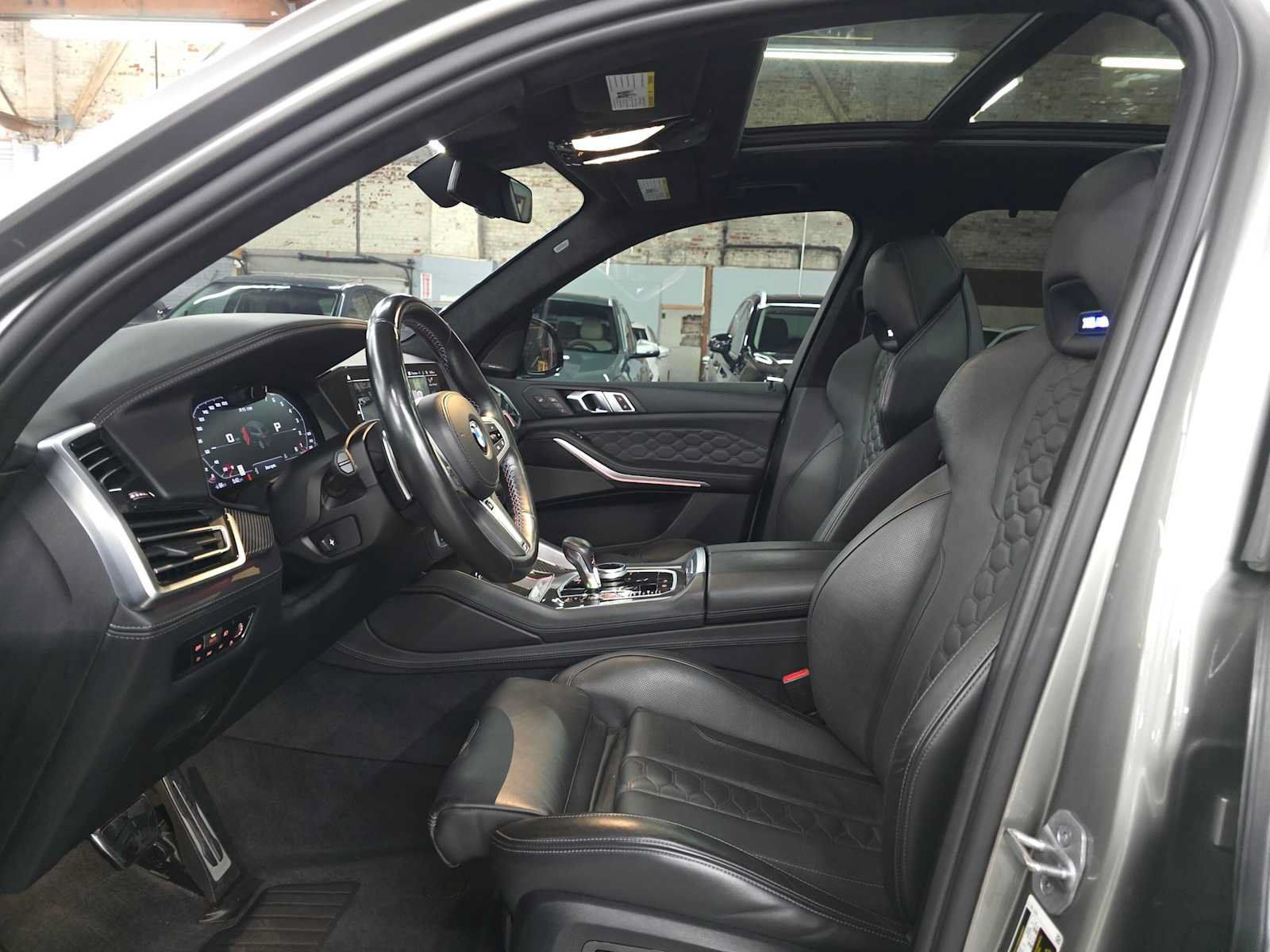 Used 2022 BMW X5 M w/ Competition Package 2 AWD/4WD image 20