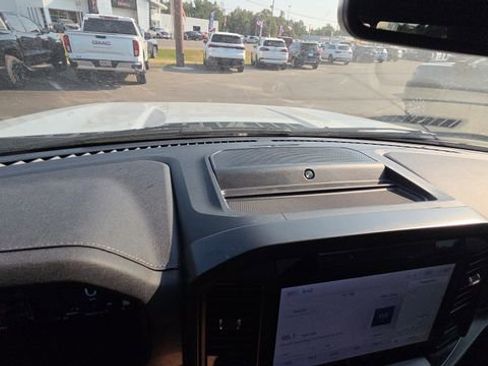 Used 2025 Ford F150 Lariat w/ Equipment Group 501A Mid image 40