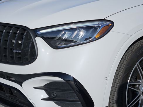 Used 2025 Mercedes-Benz GLC 63 AMG S image 9