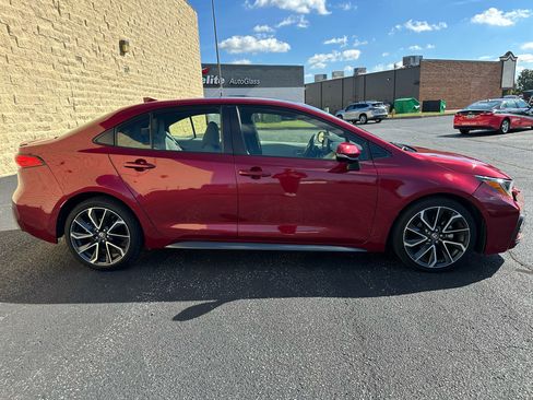 Used 2022 Toyota Corolla SE image 6