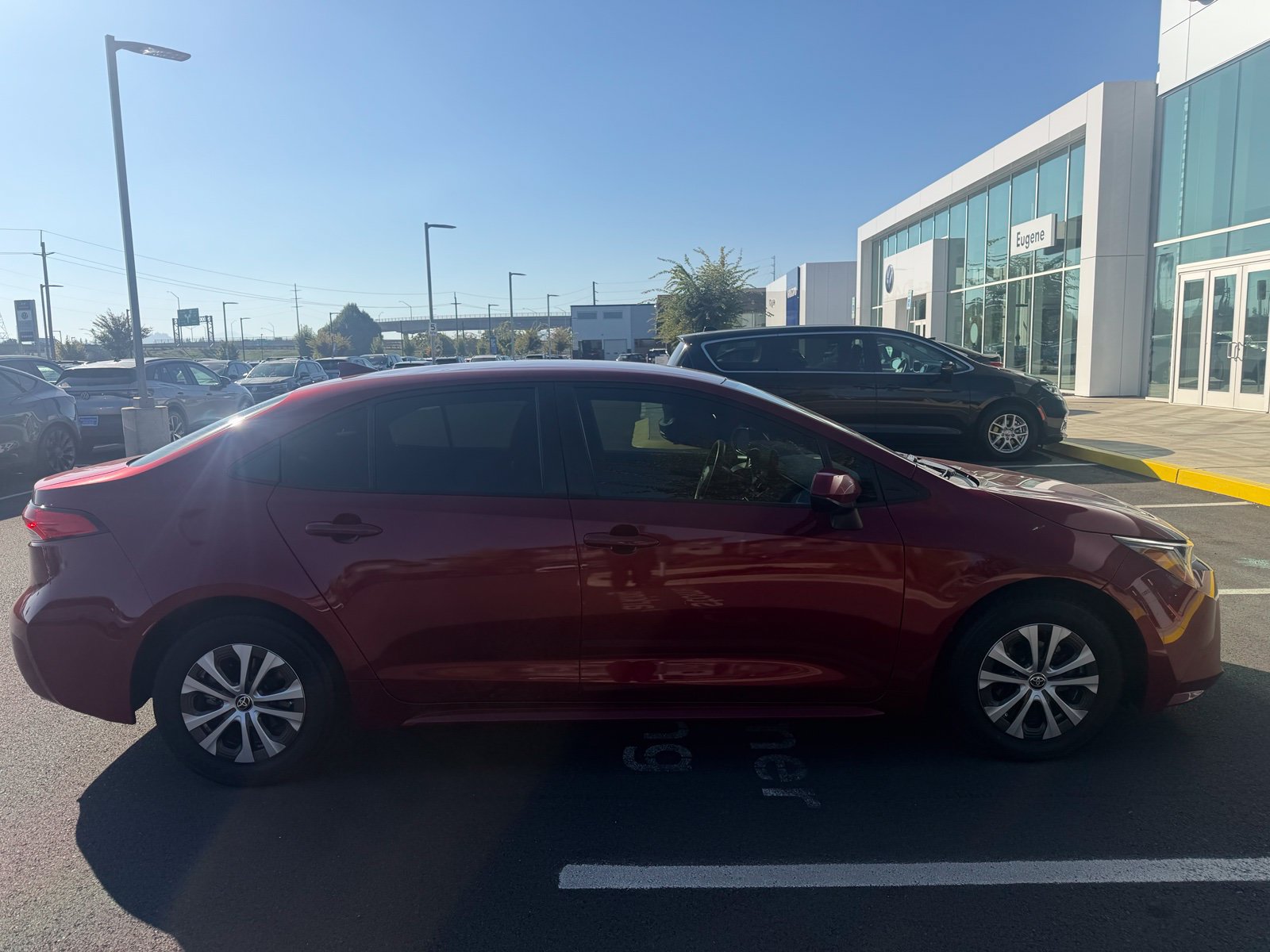 Used 2022 Toyota Corolla LE FWD image 6