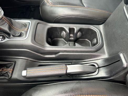 Used 2021 Jeep Gladiator Mojave image 15