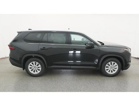 New 2026 Toyota Grand Highlander XLE image 11