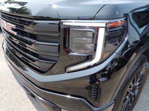 Used 2023 GMC Sierra 1500 Elevation image 58