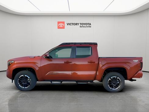 New 2025 Toyota Tacoma TRD Sport AWD/4WD image 8
