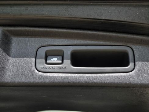 Used 2025 Honda CR-V Sport-L image 11