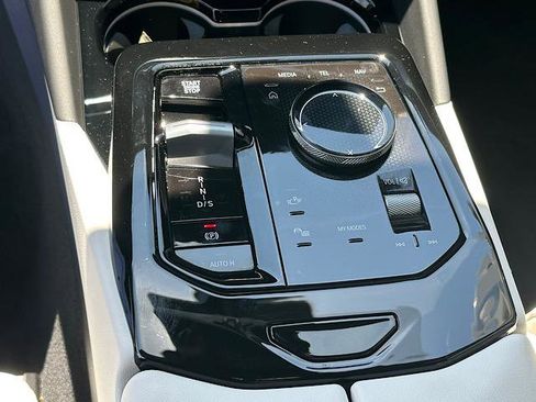 Certified 2026 BMW 530i xDrive w/ M Sport Package AWD/4WD image 23