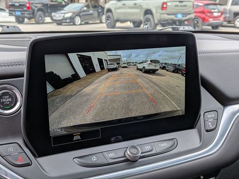 Used 2025 Chevrolet Blazer LT FWD image 22