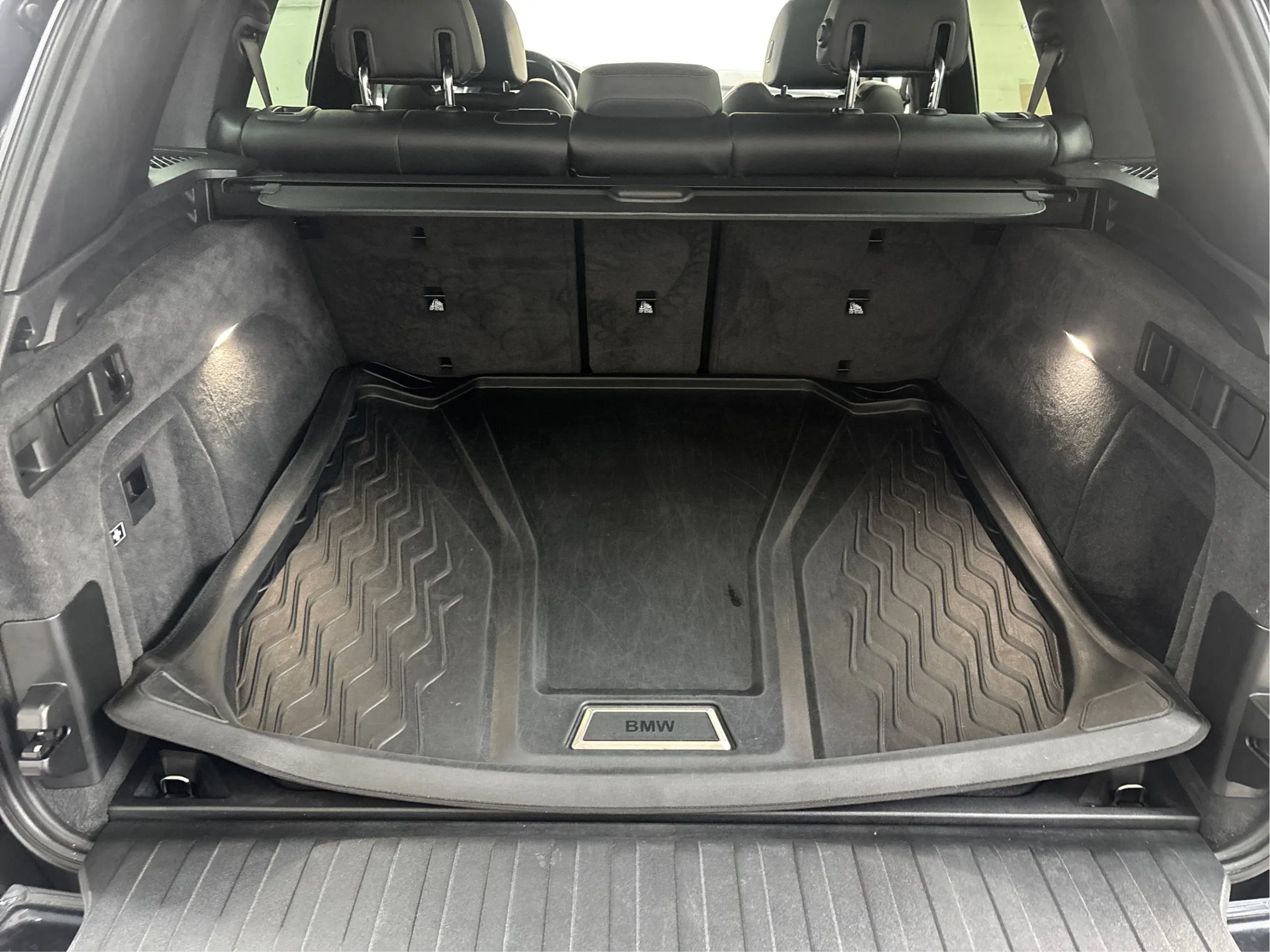 Used 2019 BMW X5 xDrive40i w/ Premium Package 2 AWD/4WD image 16