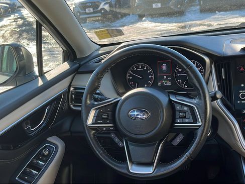Used 2020 Subaru Outback Limited image 22