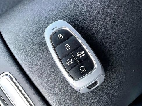 Used 2023 Hyundai Santa Fe SEL w/ Premium Package FWD image 10