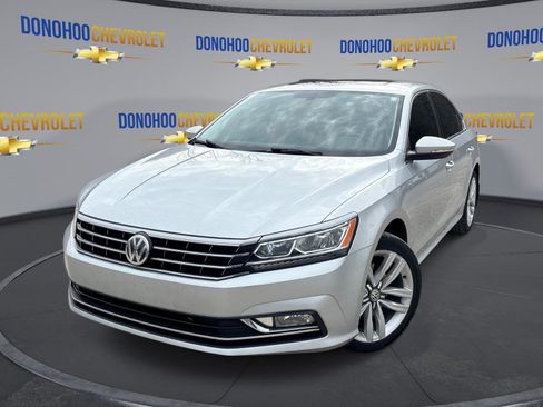 Used 2016 Volkswagen Passat 1.8T image 4