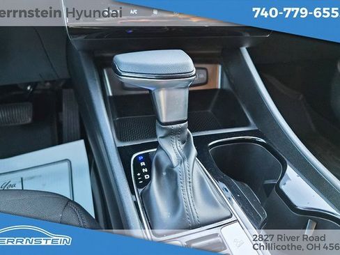 Used 2024 Hyundai Santa Cruz SEL image 11