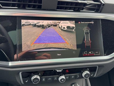 New 2025 Audi Q3 2.0T Premium image 15
