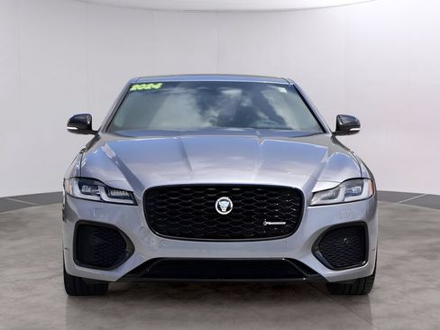 Used 2024 Jaguar XF R-Dynamic SE AWD/4WD image 2