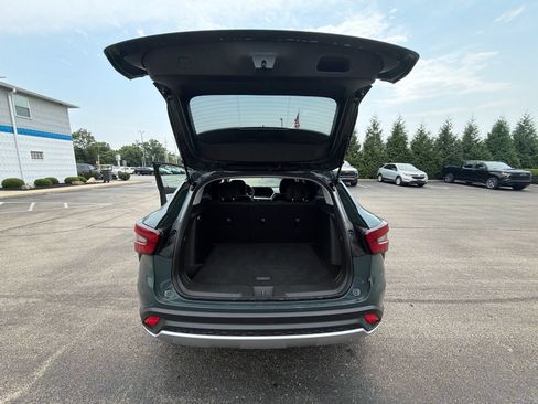 Used 2025 Chevrolet Trax LT w/ Driver Confidence Package FWD image 23
