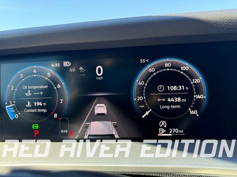 Used 2025 Volkswagen Tiguan S image 18