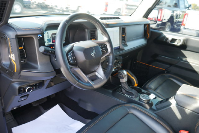 Used 2024 Ford Bronco Badlands AWD/4WD image 14