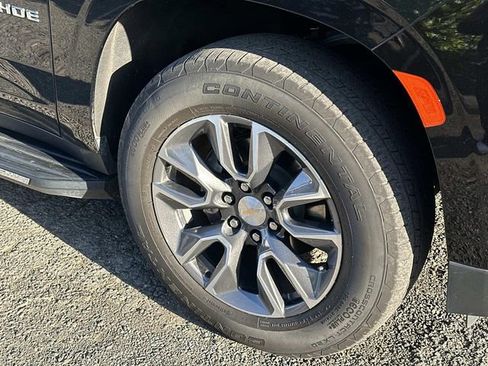 Used 2023 Chevrolet Tahoe LT w/ Luxury Package image 7