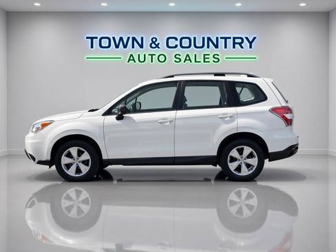 Used 2016 Subaru Forester 2.5i w/ Alloy Wheel Package AWD/4WD image 2