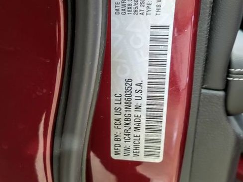 Used 2022 Jeep Grand Cherokee L Limited w/ Luxury Tech Group II AWD/4WD image 26