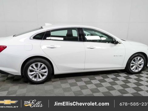 Certified 2025 Chevrolet Malibu LT FWD image 2