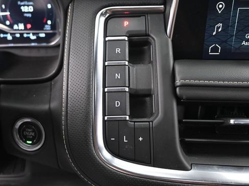 Used 2022 GMC Yukon SLT w/ SLT Luxury Package AWD/4WD image 19