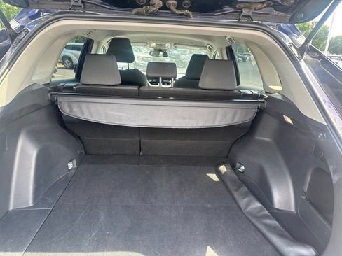 Used 2025 Toyota RAV4 XLE FWD image 13