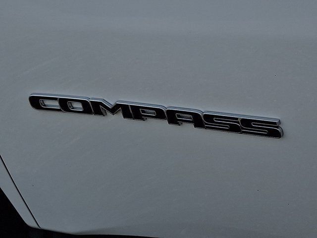 Certified 2024 Jeep Compass Limited AWD/4WD image 33