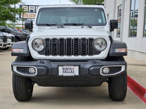 New 2026 Jeep Gladiator Sport image 5