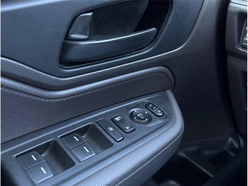 Used 2022 Honda Odyssey EX image 17