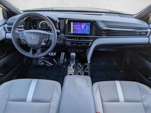 Used 2026 Toyota Camry SE w/ Convenience Package FWD image 17