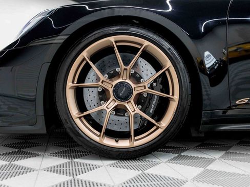 Used 2022 Porsche 911 GT3 RWD image 34