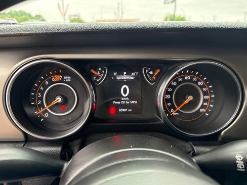 Used 2021 Jeep Wrangler Unlimited Sport AWD/4WD image 20