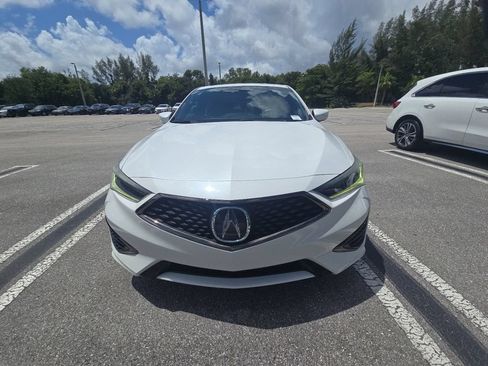 Used 2019 Acura ILX FWD image 2