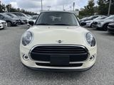 Used 2020 MINI Cooper 4-Door Hardtop image 2
