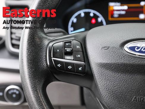 Used 2023 Ford Transit 350 XLT image 15