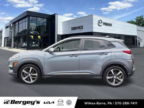 Used 2021 Hyundai Kona Limited w/ Cargo Package AWD/4WD image 9