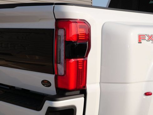 New 2026 Ford F450 Platinum w/ FX4 Off-Road Package AWD/4WD image 11