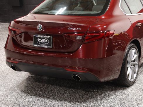 Used 2017 Alfa Romeo Giulia w/ Cold Weather Package RWD image 30