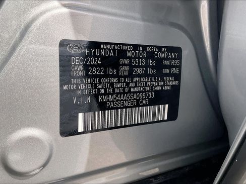 Used 2025 Hyundai Ioniq 6 Limited RWD image 33