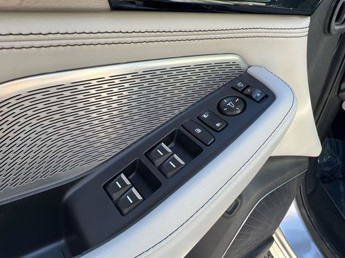 Used 2022 Acura MDX SH-AWD w/ Advance Package image 20