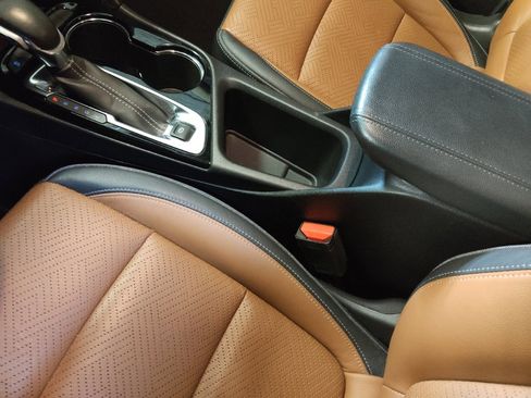 Used 2021 Buick Encore GX Essence w/ Advanced Technology Package image 26